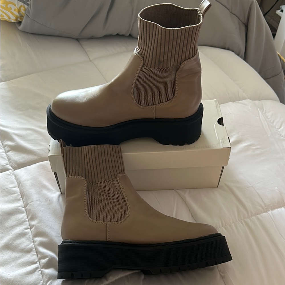 Cato Tan Ankle Boots with Chunky Platform Sole